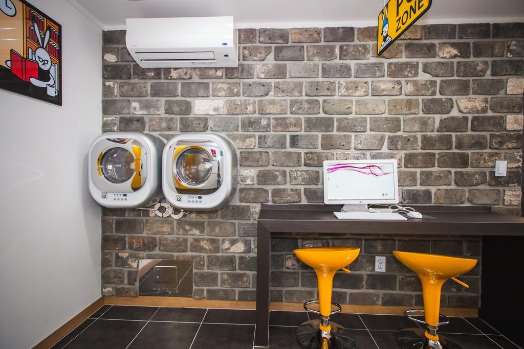 24 Guesthouse Haeundae Premier Пусан Екстериор снимка