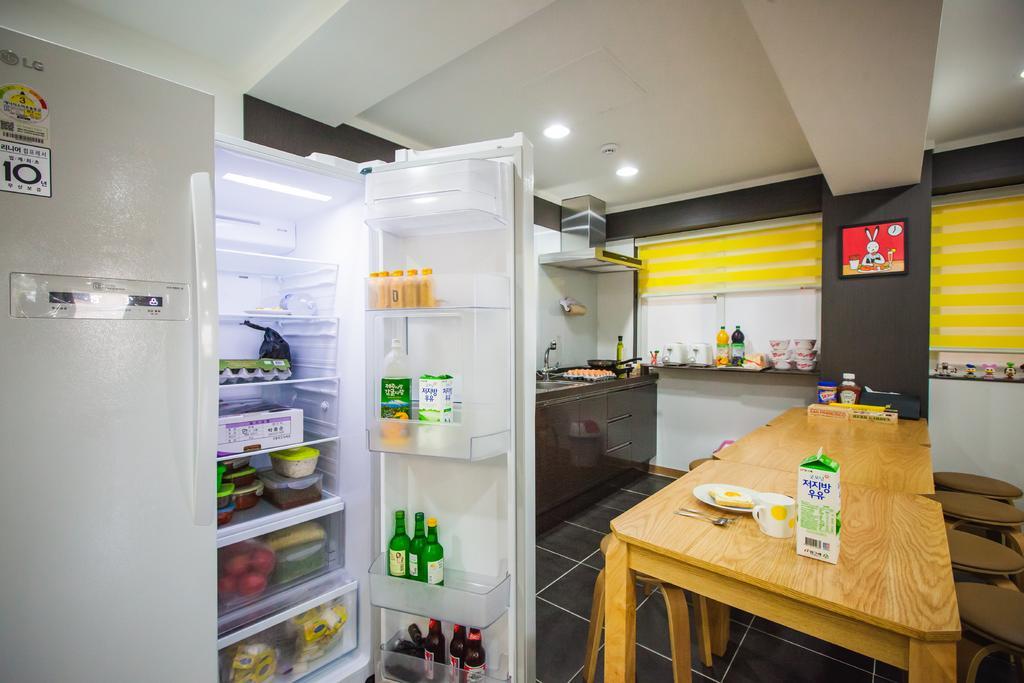 24 Guesthouse Haeundae Premier Пусан Екстериор снимка