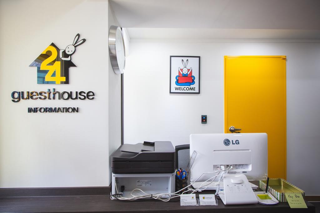 24 Guesthouse Haeundae Premier Пусан Екстериор снимка