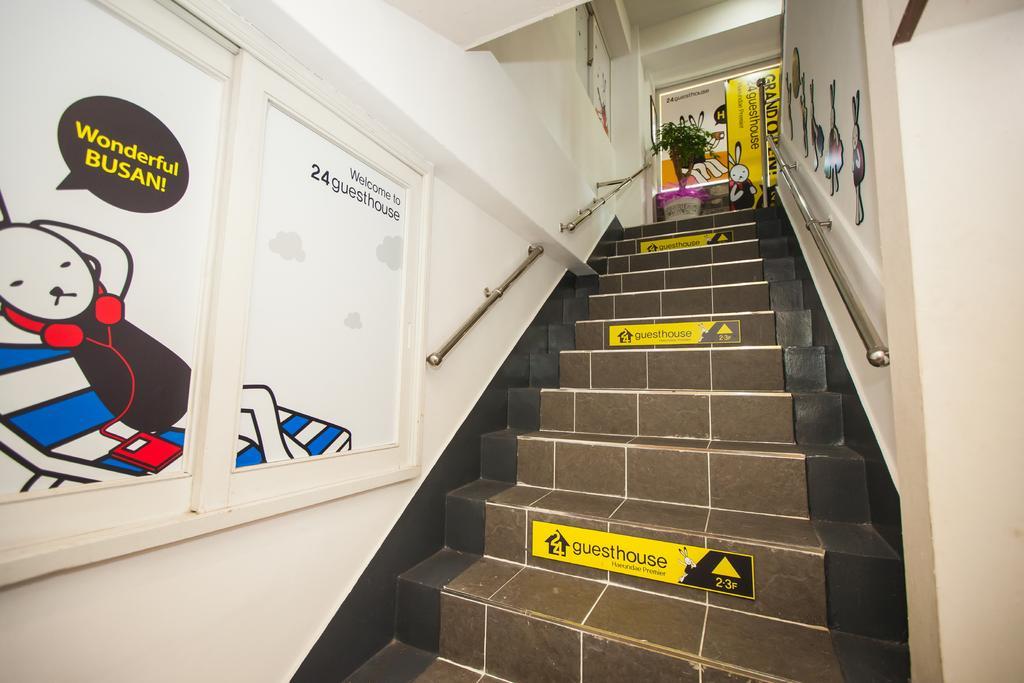 24 Guesthouse Haeundae Premier Пусан Екстериор снимка
